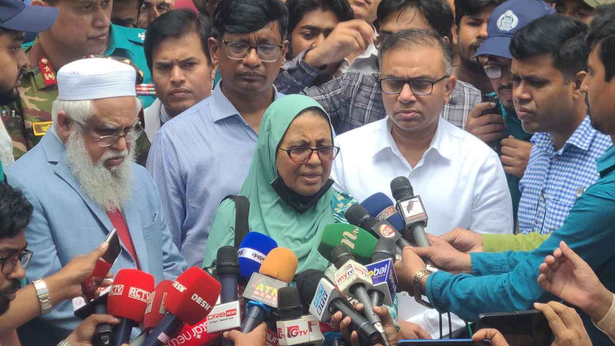 রংপুরে ৫৬০ শয্যার বিশেষায়িত হাসপাতাল তৈরি হবে: স্বাস্থ্য উপদেষ্টা