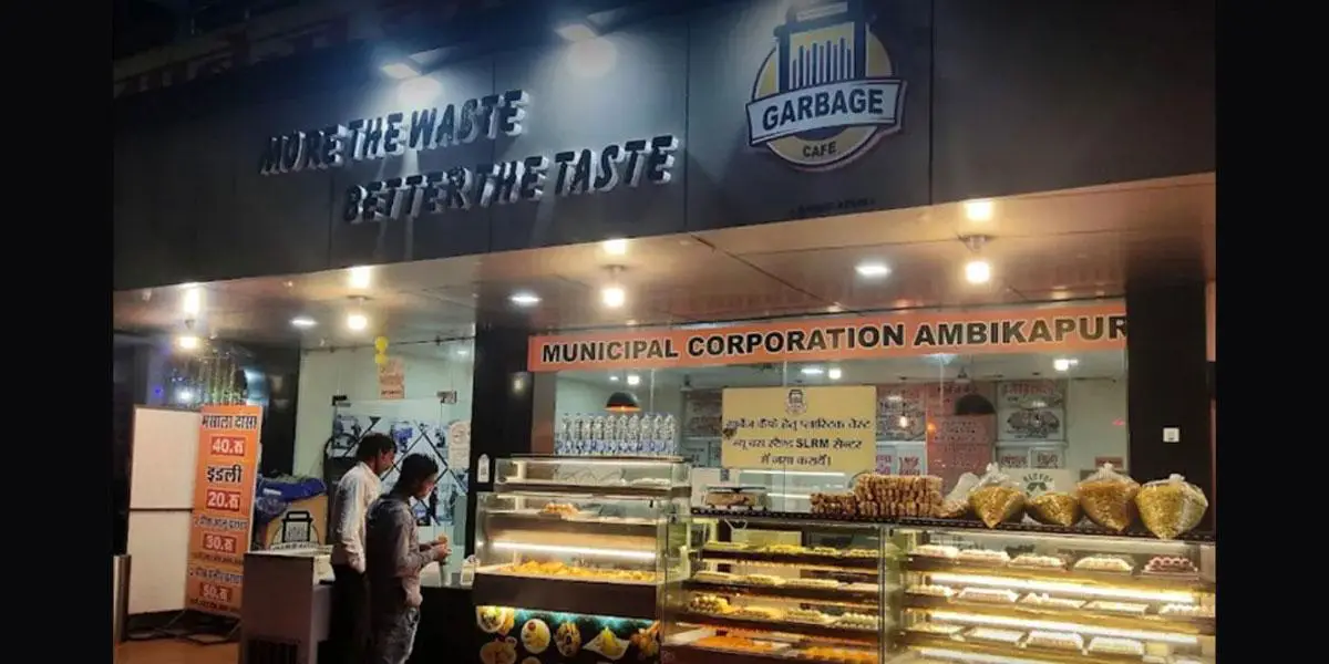 আবর্জনা জমা দিলে খাবার মেলে যে ক্যাফেতে