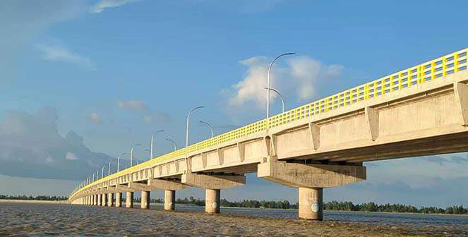 এবার মওলানা ভাসানী সেতুর রিফ্লেক্টর লাইট চুরি