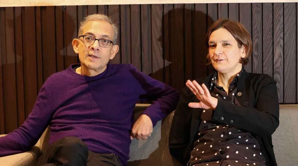 যুক্তরাষ্ট্র ছাড়ছেন নোবেলজয়ী অর্থনীতিবিদ দম্পতি অভিজিৎ ও দুফলো