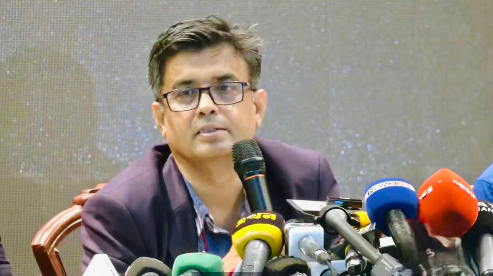 কার্যক্রম নিষিদ্ধ যদি কোনো ধরনের বিক্ষোভের চেষ্টা করে,আইন তার সর্বোচ্চ শক্তি প্রয়োগ করবে বলে জানিয়েছেন