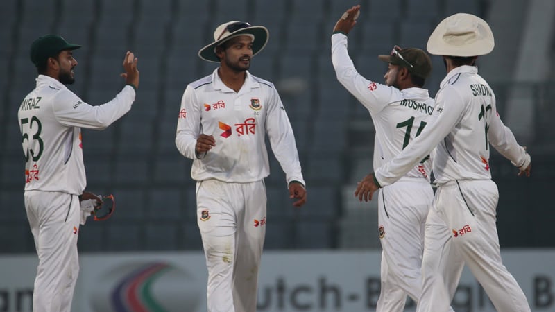 তৃতীয় দিনের ইনিংস শেষেই বড় জয়ের সুবাস পাচ্ছে বাংলাদেশ