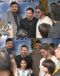 ফুটবলের রাজা মেসির দেখা পেলেন বলিউডের বাদশা শাহরুখ