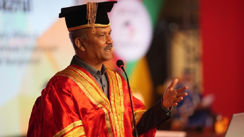 কেবল ডিগ্রি নয়, সক্ষমতা ও শৃঙ্খলাও জরুরি