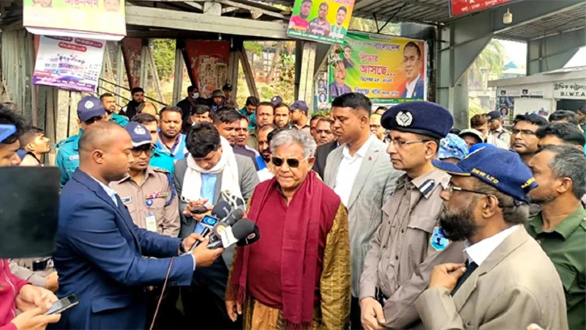 ঘন কুয়াশায় লঞ্চ না চালানোর নির্দেশনা : উপদেষ্টা ব্রিগেডিয়ার জেনারেল (অব.) ড. এম. সাখাওয়াত হোসেন